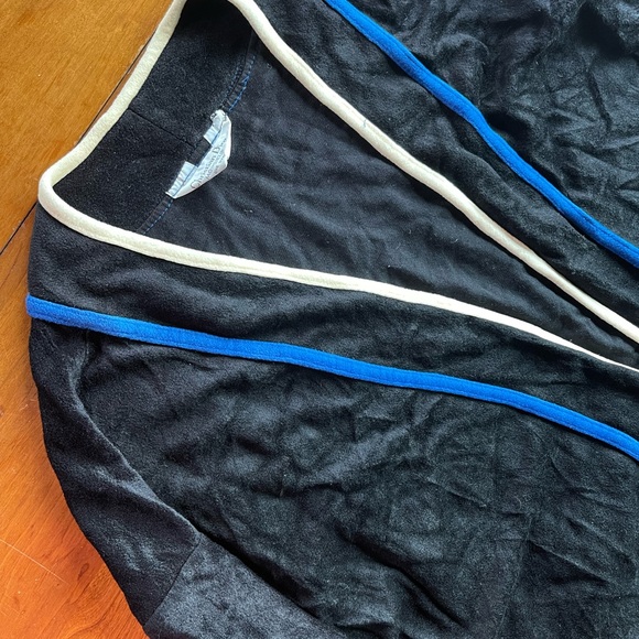 Vintage Christian Dior velour robe in black with blue trim. - Picture 7 of 10